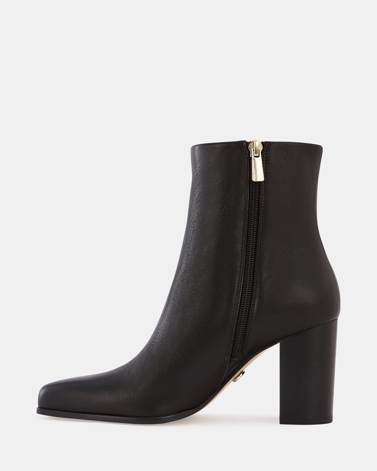 Harpa Mid Heels Black Leather