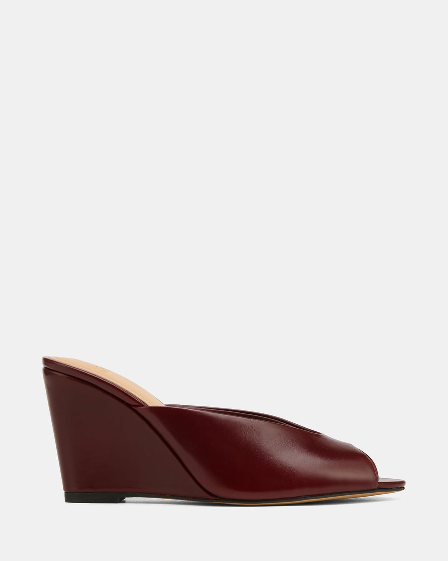 Rio Wedges Berry Leather