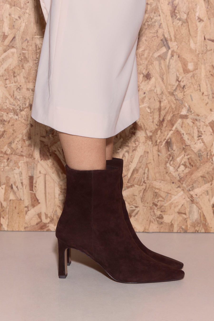Nina Ankle Boot Chocolate Suede